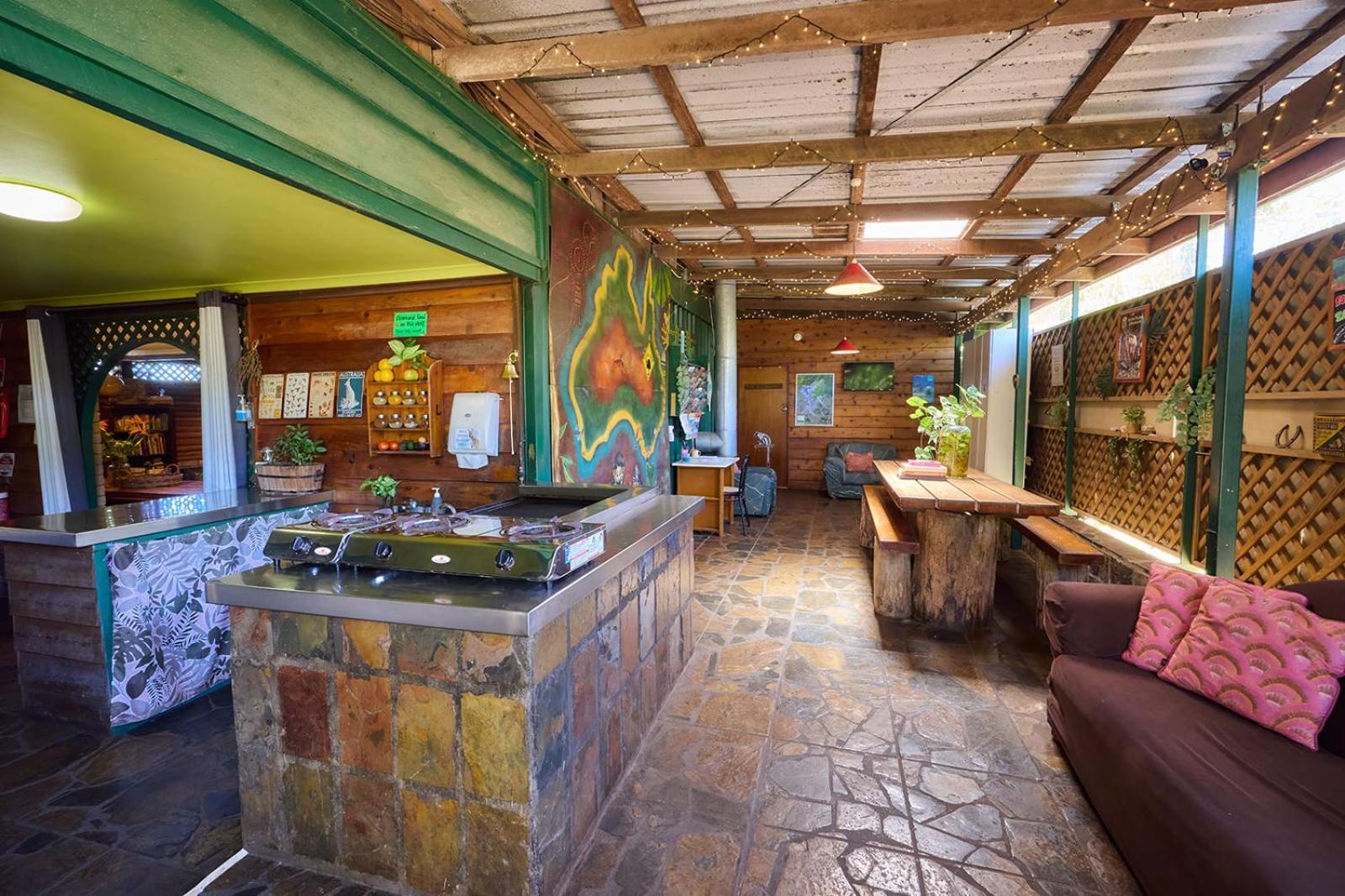 On The Wallaby Eco Lodge Yungaburra Esterno foto